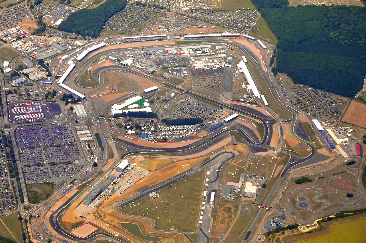 Crowds at Silverstone circuit on British Grand Prix day
